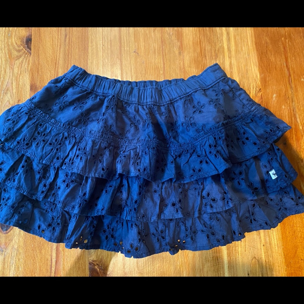Abercrombie navy lace mini skirt